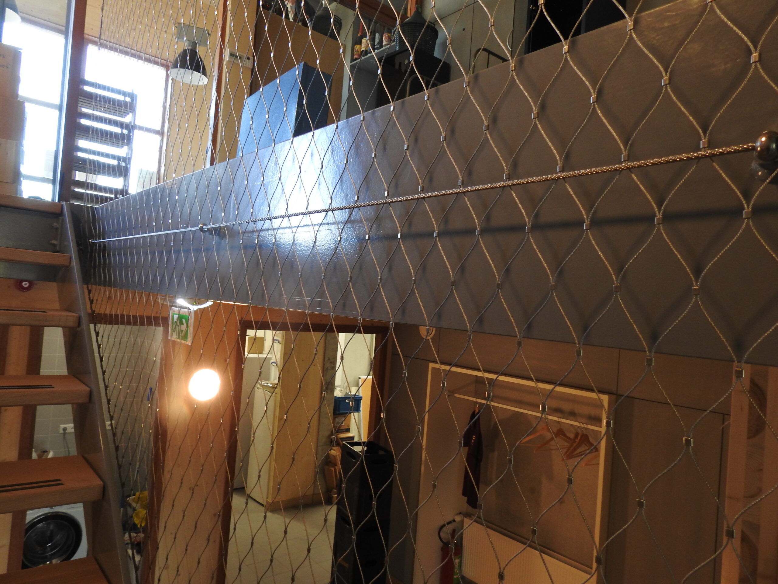 RVS staalkabelnet schalmgatbeveiliging